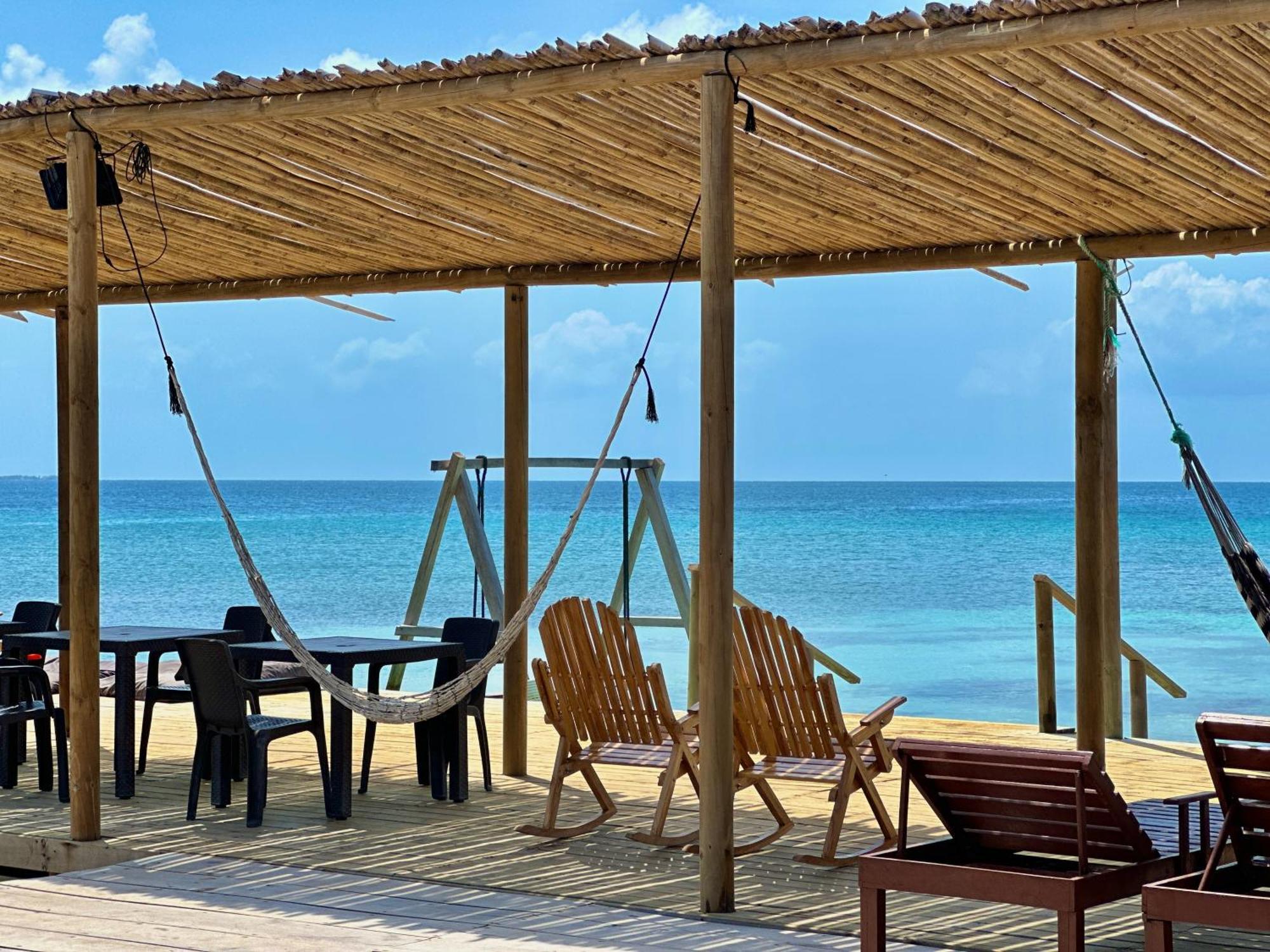 Medusa Hostel Isla Tintipan Tintipan Island 외부 사진