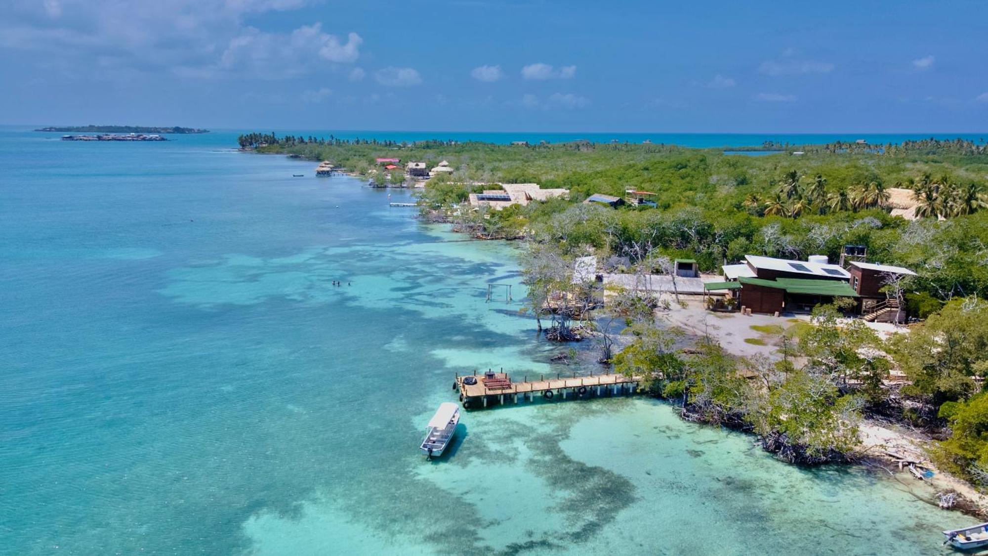 Medusa Hostel Isla Tintipan Tintipan Island 외부 사진