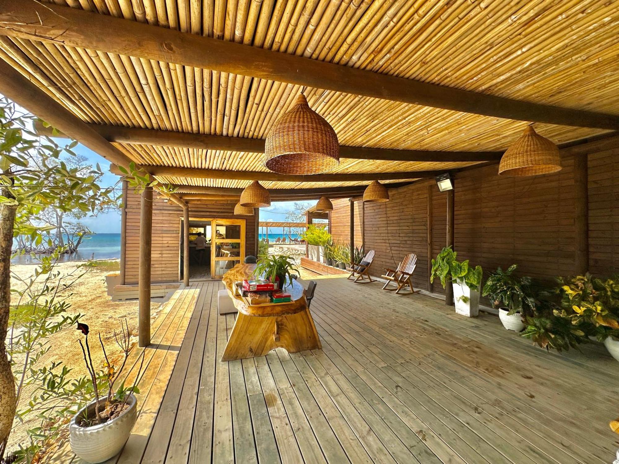 Medusa Hostel Isla Tintipan Tintipan Island 외부 사진