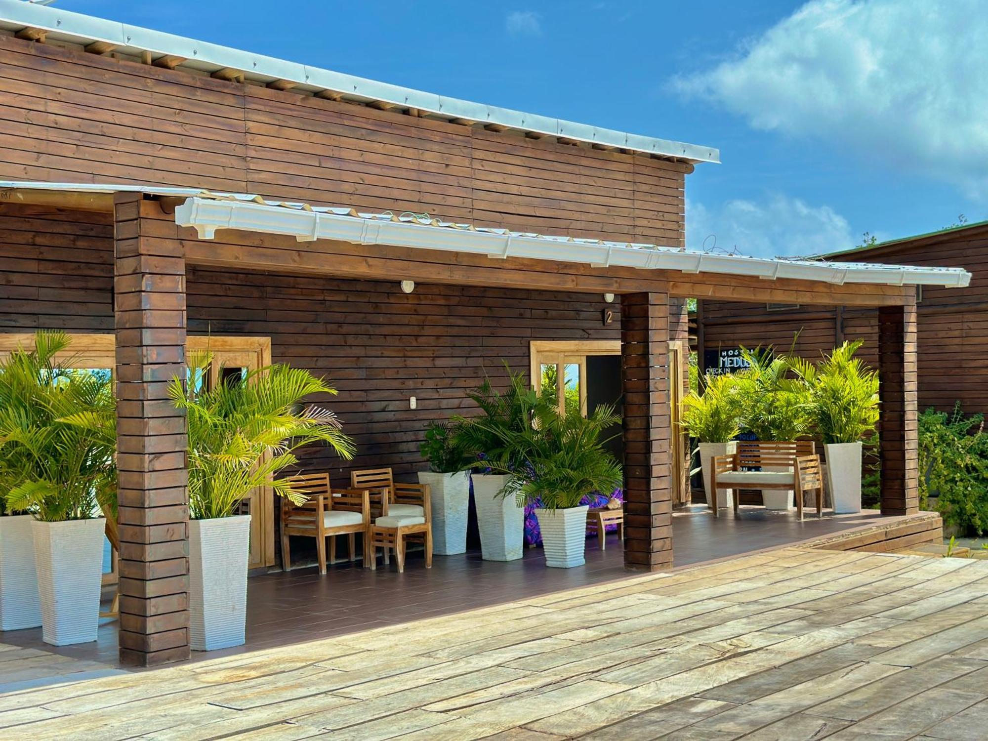 Medusa Hostel Isla Tintipan Tintipan Island 외부 사진